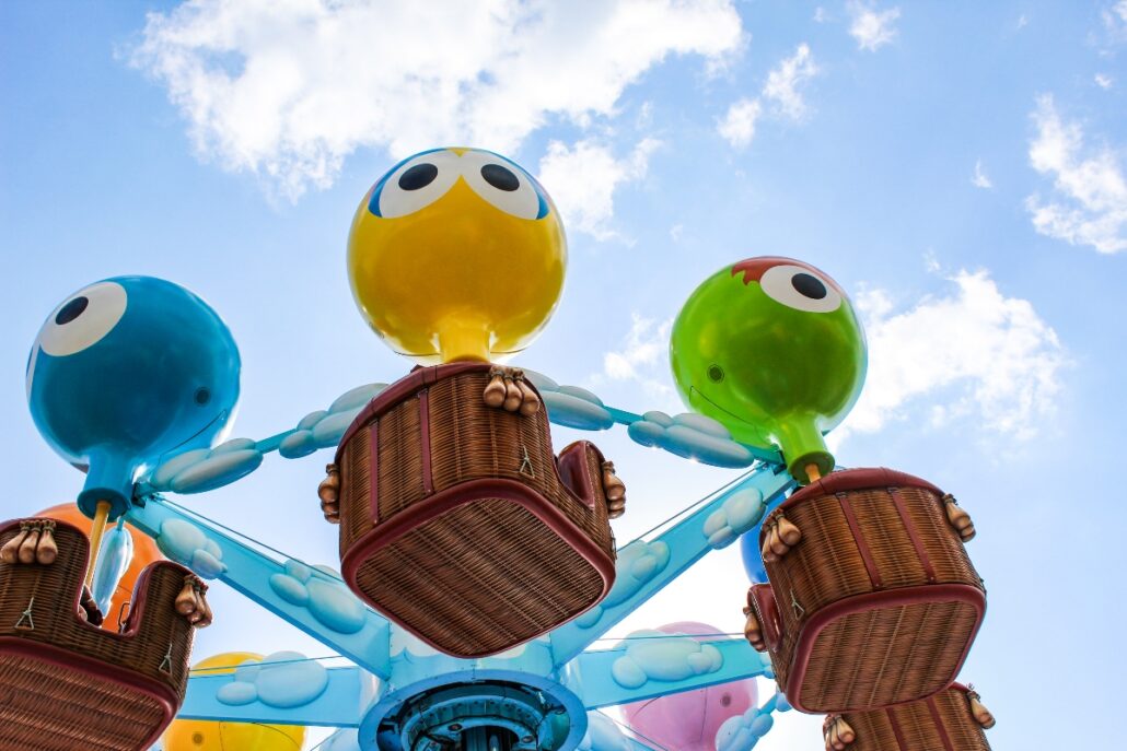 fair park ride with sesame street muppet characters